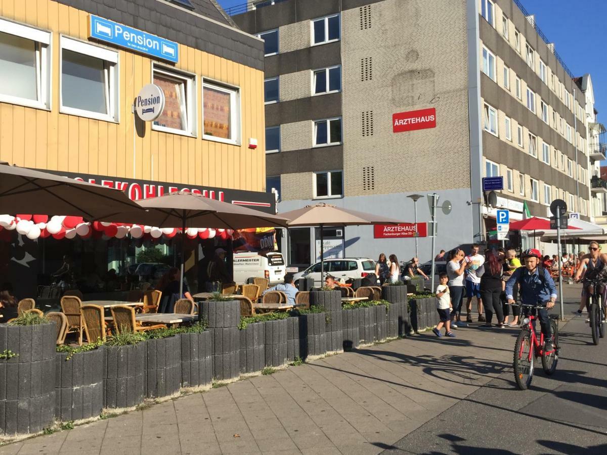 Pension Adler Lübeck Exteriör bild